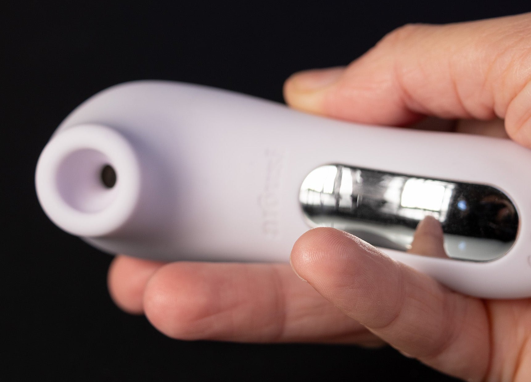 Arousi Inara held in hand showing soft ergonomic design